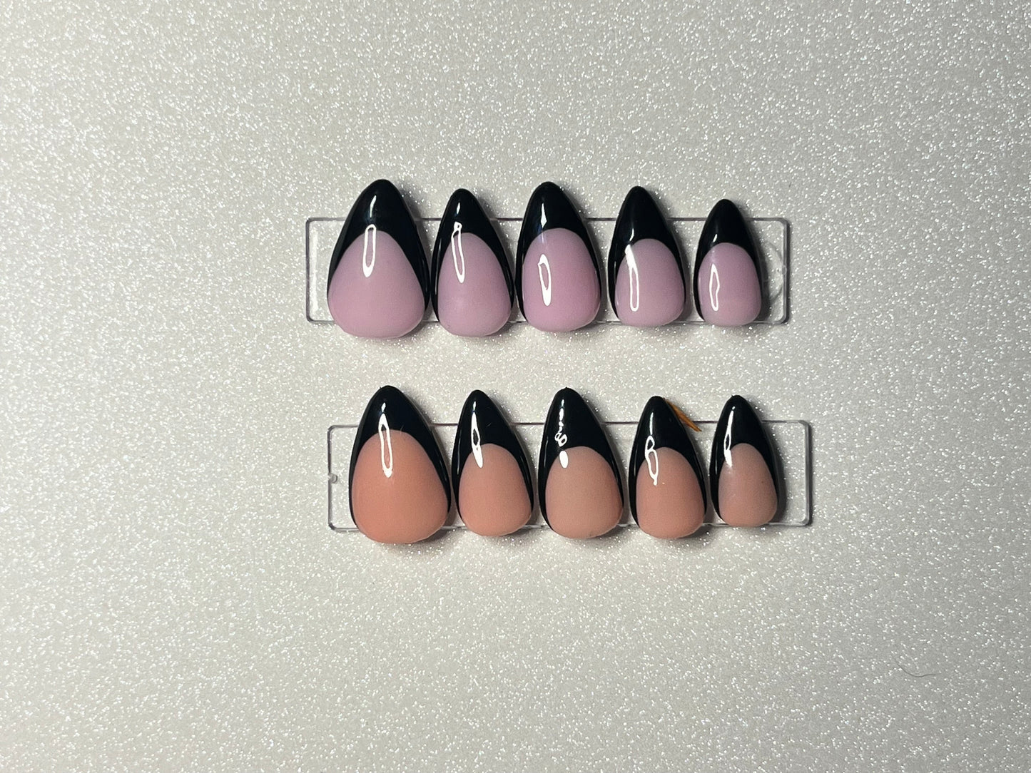 Short Almond- BLACK FRENCH