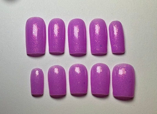 VIOLET ELEGANCE